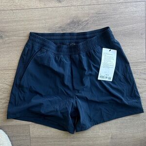 lululemon Men's Pace Breaker Shorts Liner-less 5”